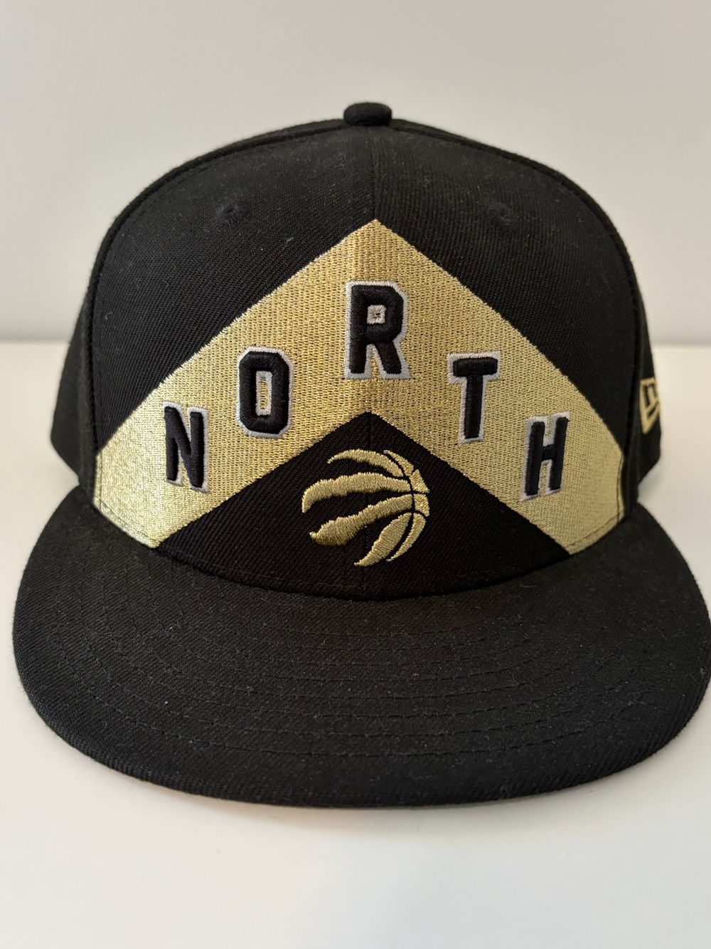 New Era Toronto Raptors Hat Gold City Unisex